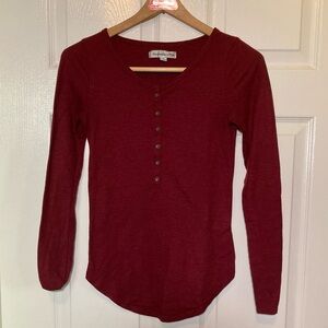 Abercrombie & Fitch 🟣 Size Small Maroon Long Sleeve Waffle Knit Henley
